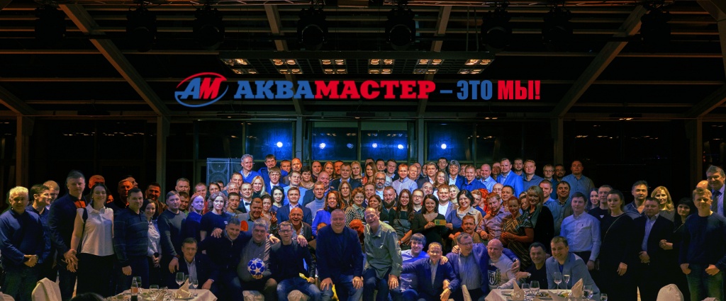 2LE_4693_v7.jpg